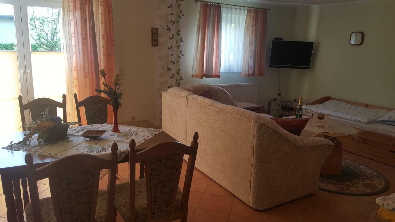 Ferienwohnung "Am Fechtertor- Eingang Zum Schlosspark" Putbus Eksteriør bilde