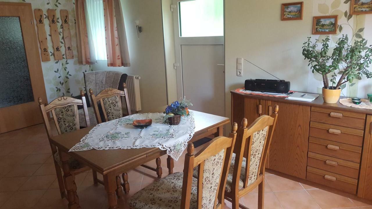 Ferienwohnung "Am Fechtertor- Eingang Zum Schlosspark" Putbus Eksteriør bilde